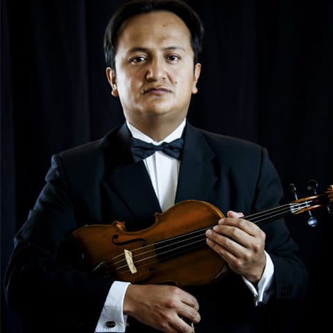 Toro-Oswaldo-Violin.jpg